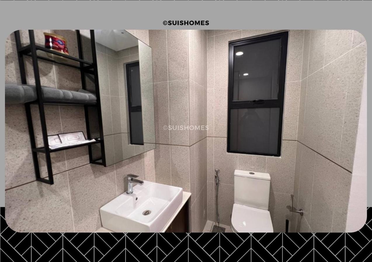 Apartahotel Millerz Square - Sky Pool & Gym - Free Parking, Wifi - - L