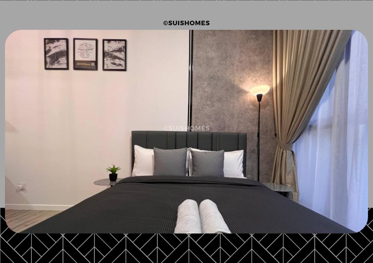 Aparthotel Millerz Square - Sky Pool & Gym - Free Parking, Wifi - - L *